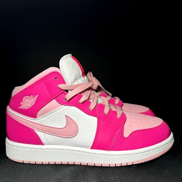 Size 7 - Nike Air Jordan 1 Mid GS Fierce Pink Men's Shoes - Picture 1 of 8